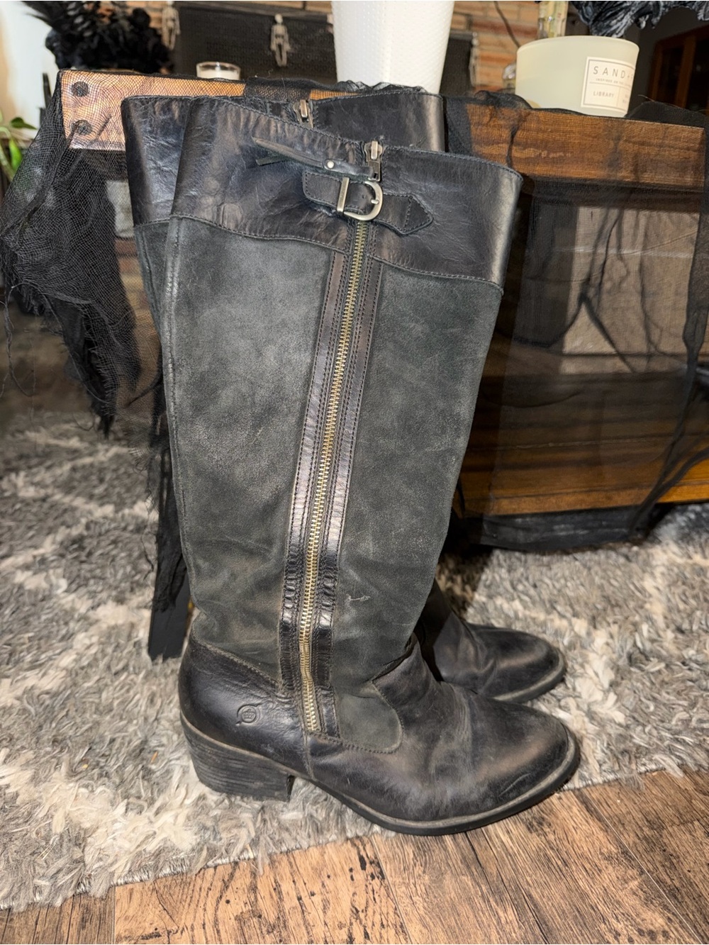 Born Black Leather Knee High Riding Boots Round Toe Buckle Side Zip size 9